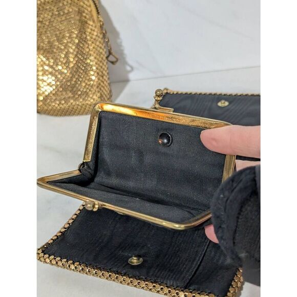 Unbranded Women's Vintage Glomesh Gold Metallic Wallet And Zip Close Cigarette C - Picture 4 of 6